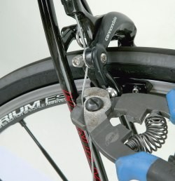 Cable cutting