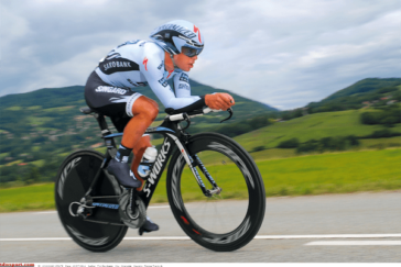 The bars and stem are Deda's most advanced models. The bars are called M35 while the stem is called Trentacinque as they are 35mm in diameter instead of the usual 31.8mm.