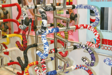 Serfas Carbon Look, distributed by TMO Sports www.velovita.com.au