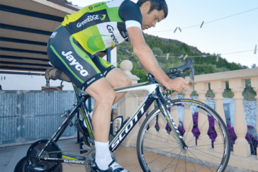 The bars and stem are Deda's most advanced models. The bars are called M35 while the stem is called Trentacinque as they are 35mm in diameter instead of the usual 31.8mm.