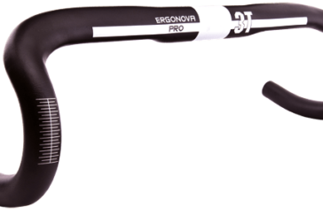 The Rotundo is a classic bend . The drop section is long, flat and easy to get into. 3T measures these bars at 139mm of drop and 83mm of reach.