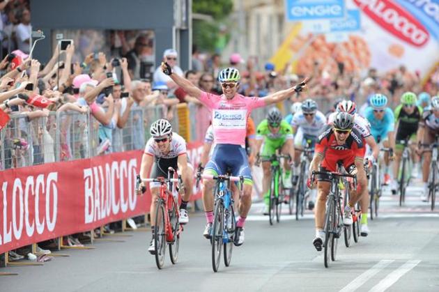 <p>The Giro has been a happy hunting ground for Matthews seen here taking the 2015 stage three win in front of Fabio Felline and Philippe Gilbert.</p>