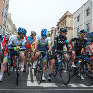 In addition to speccing 1¼ inch headset bearings to beef up stiffness around steering, the headtube has been given a narrowed waist to present a reduced frontal area to the wind.