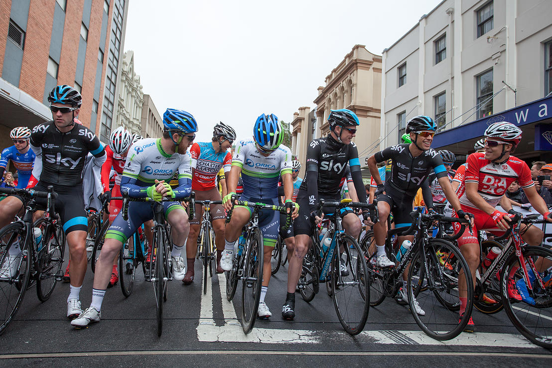 In addition to speccing 1¼ inch headset bearings to beef up stiffness around steering, the headtube has been given a narrowed waist to present a reduced frontal area to the wind.