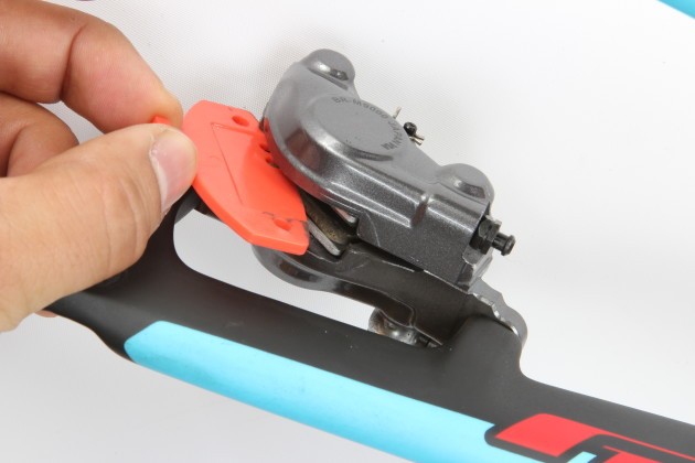 Another point for hydraulic disc brake users; place a pad spacer in the calliper when the wheel is removed and you’re transporting the bike. This ensures that the pistons won’t overextend if the brake lever is pulled inadvertently.