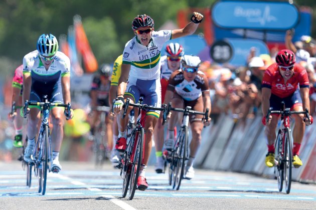 Von Hoff took the Mt Barker stage four win ahead of Darryl Impey and Woulter Wippert, all of whom were luckily positioned well ahead of the peloton which suffered a mass pile up in the finishing straight.