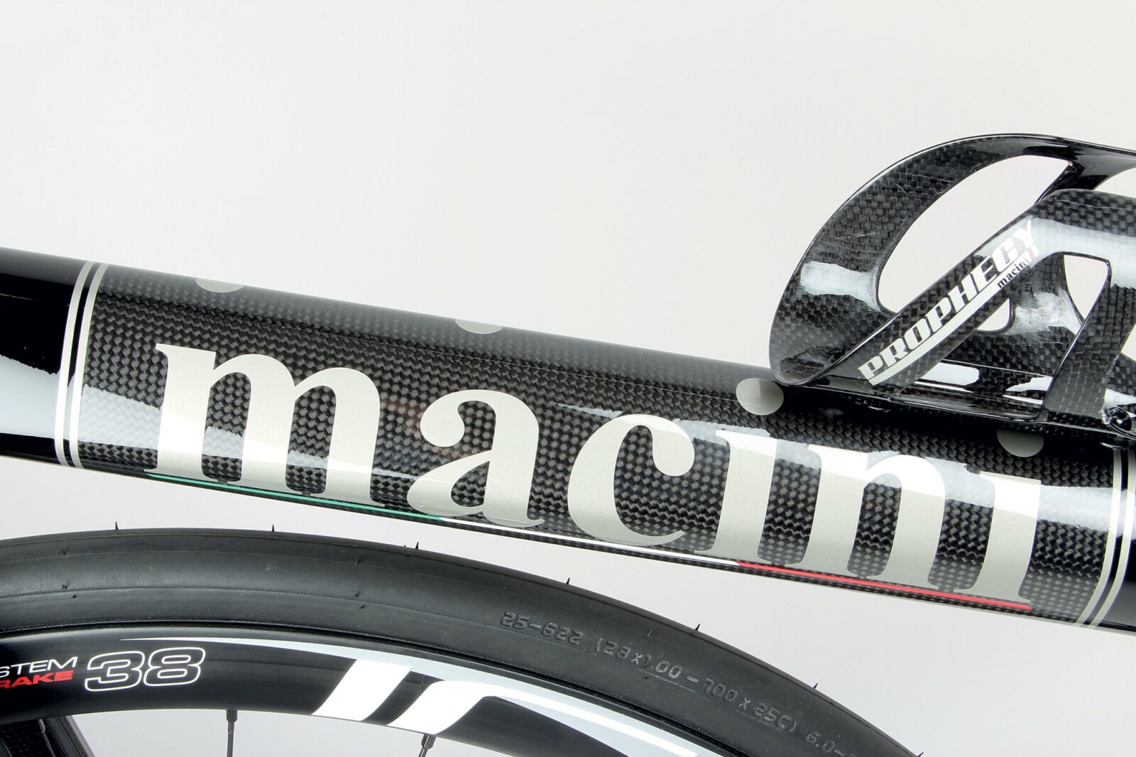 Classic styling on a very modern frame