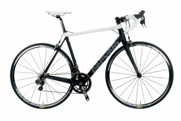 FSA's compact drop bars are very popular for a reason. All hand positions are easy to access, ideal for long days in the saddle.