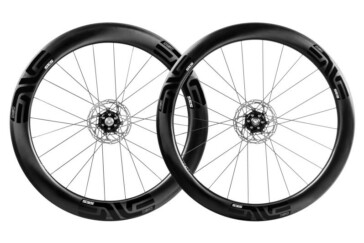 The ENVE 7.8 clincher with its stable SES curvature offering better handling in variable wind conditions.