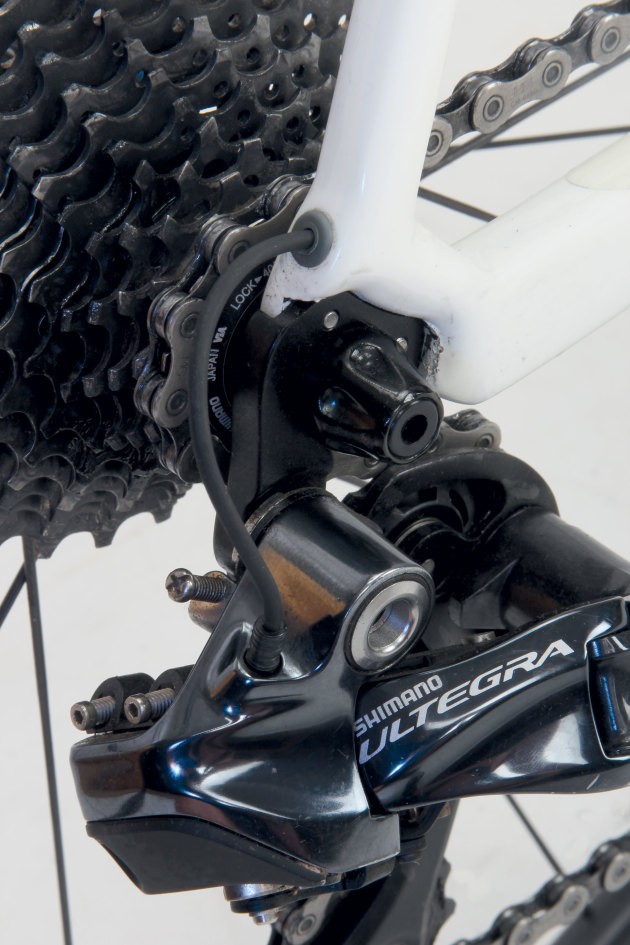 The Roubaix frame will accept mechanical or electronic drivetrains.