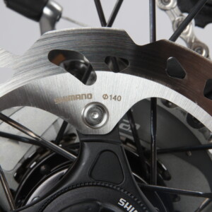 Lots going on here! Zerts, discs, wires. Specialised brings it all together cleanly.