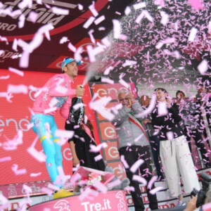 Nibali was gifted a flaming pink S-Works Tarmac to cruise around on during the last stage of the Giro to mark his victory in a flamboyant style. Photo by Sirotti