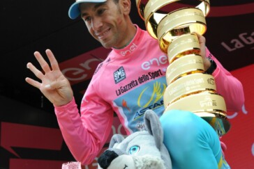 Nibali was gifted a flaming pink S-Works Tarmac to cruise around on during the last stage of the Giro to mark his victory in a flamboyant style. Photo by Sirotti
