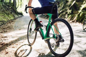 The BMC Roadmachine 03 105 groupset.