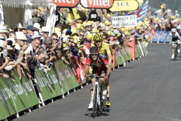 Richie Porte attacked late in the Stage and climbed to 6th position on General Classification. Image: Sirotti.