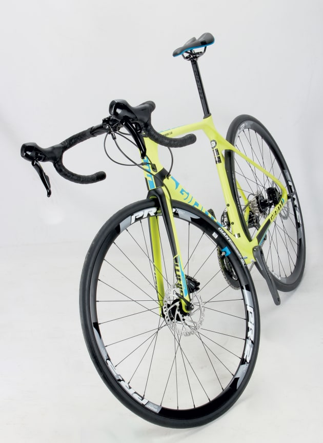 Giant TCR Advanced 1 Disc Bicycling Australia