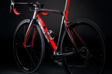 Miles Scotson & fans celebrate his huge win at the Nationals. Image GTR Events / Twitter.