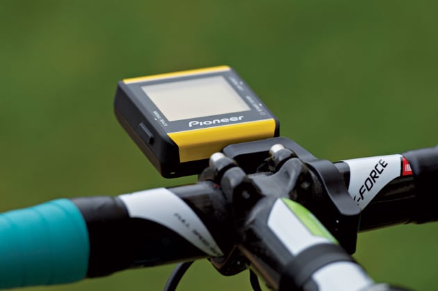 The Pioneer head unit has a touch screen and allows data transfer by USB or wifi. It's capable of displaying over 100 types of data in real time.