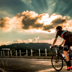 Capable of measuring left and right leg power at 12 points per rotation consistently at +/- 2% accuracy, the Pioneer unit can assess power balance and outline room for improvement.