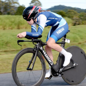 Anna Leez on her way to winning the U19 Australian TT Championships at age 16. Image: Instagram.