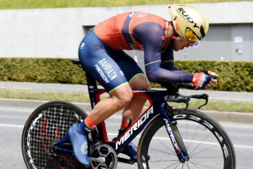 Bahrain Merida rider Sonny Colbrelli aboard one of the Merida Warp TT bikes. Image: Sirotti.