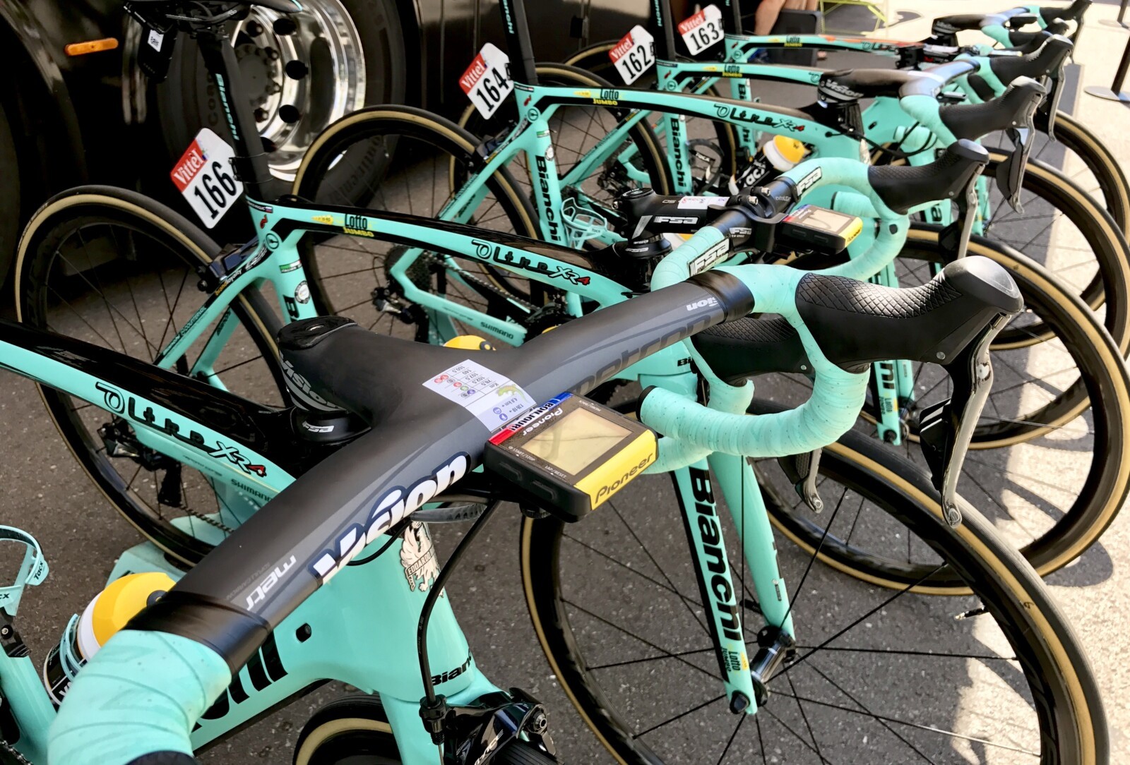 Team Sky's Chris Froome pulls on the yellow jersey in La Planche Des Belles Filles yesterday. Image: Sirotti.