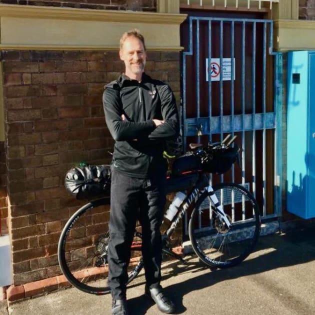Sydney-based ultra-endurance rider Mike Israel says he will continue the Transcontinental Race after the tragic death of a fellow competitor today.