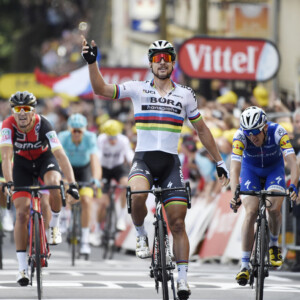 Over the past 2 years Wayne Watt has developed a deep love for cycling. He's now taking part in the 'Faster in Four Week's' challenge.