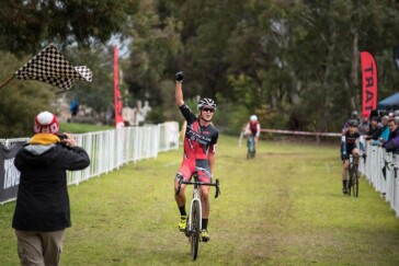 Mark Beaumont and Ed Pratt cycling in remote South Australia. Image: Instagram / @Johnnyswanepoel