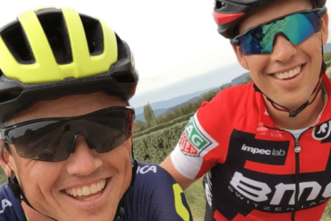 Simon Gerrans wearing the ochre coloured jersey two days in a row. Going into tomorrow's Willing Hill stage Gerrans and his team will have to stay vigilant to protect his lead. Photo by Sirotti.