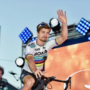 Co-compare and world cycling legend Phil Liggett at the 2018 Tour Down Under teams presentation. Image: Siriotti.