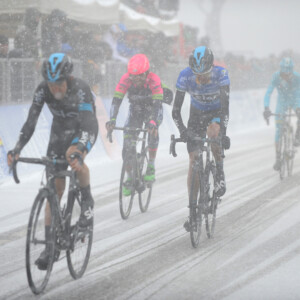 Cool weather cycling - some riders rug up and and dress to conditions while others stick to good old fashioned Rule #5. Image: Sirotti.