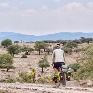 Hydroformed tubes provide an effective stiffness boost but can deform the bb shell ever so slightly making the pressfit bb installation a bit tight.