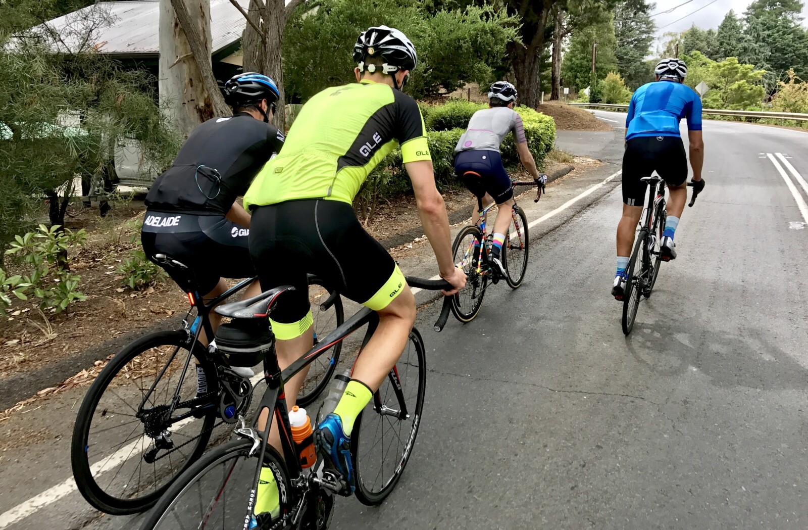 Riders had to rinse pepper spray from their eyes. Image Bob McPartland / Eurosport.