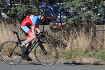 Riders had to rinse pepper spray from their eyes. Image Bob McPartland / Eurosport.