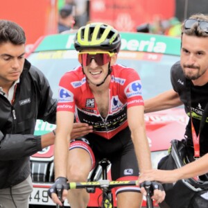 Bunch rides are booming on online training platform Zwift with the 'Aussie Hump Day Ride powered by Giant' among the most popular in the world.