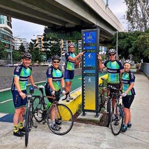 Not only do Ride for a reason participants raise critically-needed funds for charity, they also have a lot of fun doing it. Here's one of the riders with charity ambassador Patrick Jonker.