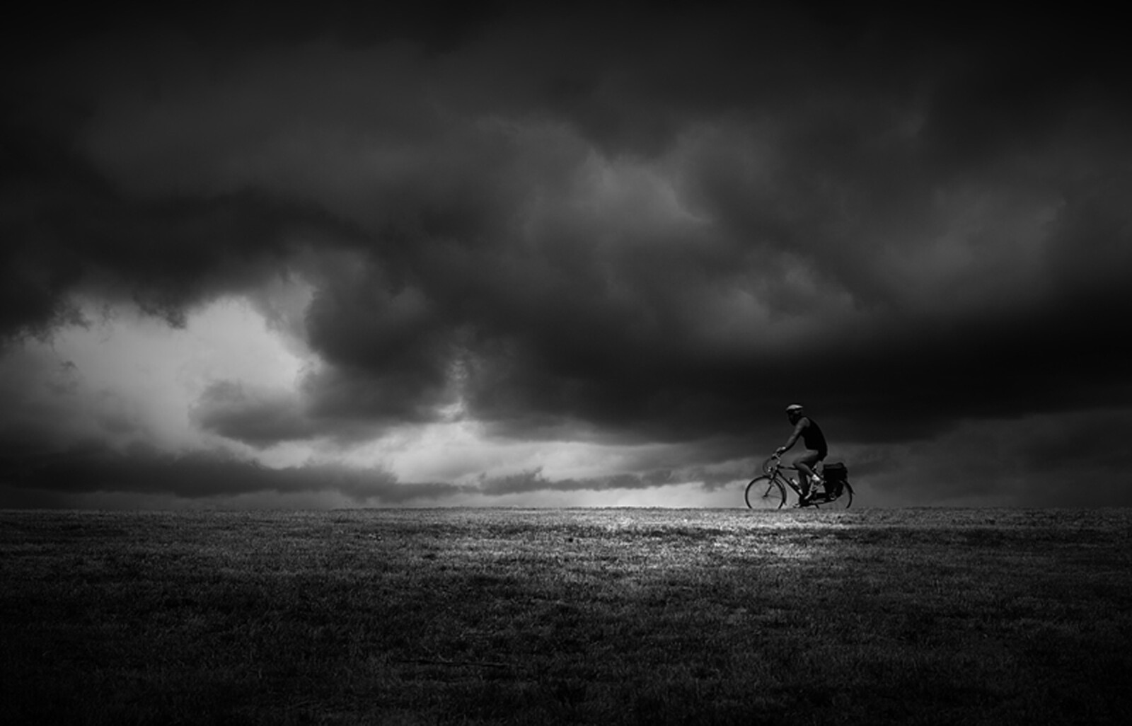Storm: Mihai Florea.