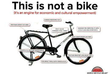 Paul Sherwen with SBS commentator & presenter Michael Tomolaris. Image: Twitter.