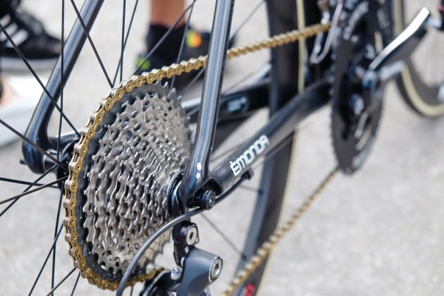 Waxing a bike clearance chain