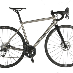 Gleaming rotors,chain and dropouts add some boutique bling to your ride.