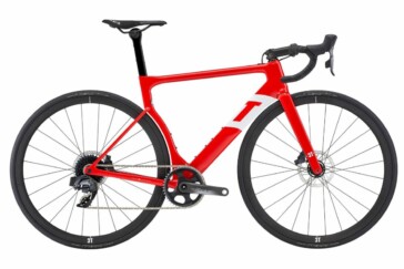 A 2T Strada in 1x configuration with the new SRAM eTap Force fitted.