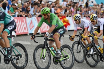 Riders of the 2018 Tour de France make their way along the Champs de Elysees during the finishing circuits of the 2018 Tour. Image: Sirotti