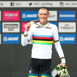 Theres room behind that 86mm bb for some nice 28mm rubber.