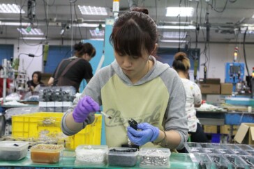 Froome with the spoils of his toil, the Team Sky rider on the podium after winning the 2018 Giro 'd Italia, his third successive Grand Tour victory. Image: Sirotti.