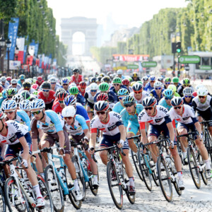 Annemiek van Vleuten, Anna van der Breggen and Amanda Spratt on the podium at the 2019 World Championships. Image courtesy of UCI.