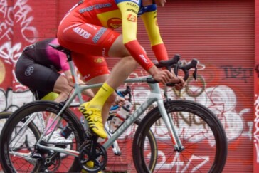 Laurent Jalabert aboard a 1999 Giant TCR. Image: Giant.