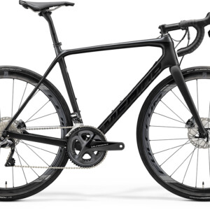 The bike was fitted with Continental Grandsport Race 25c tyres and they performed faultlessly.