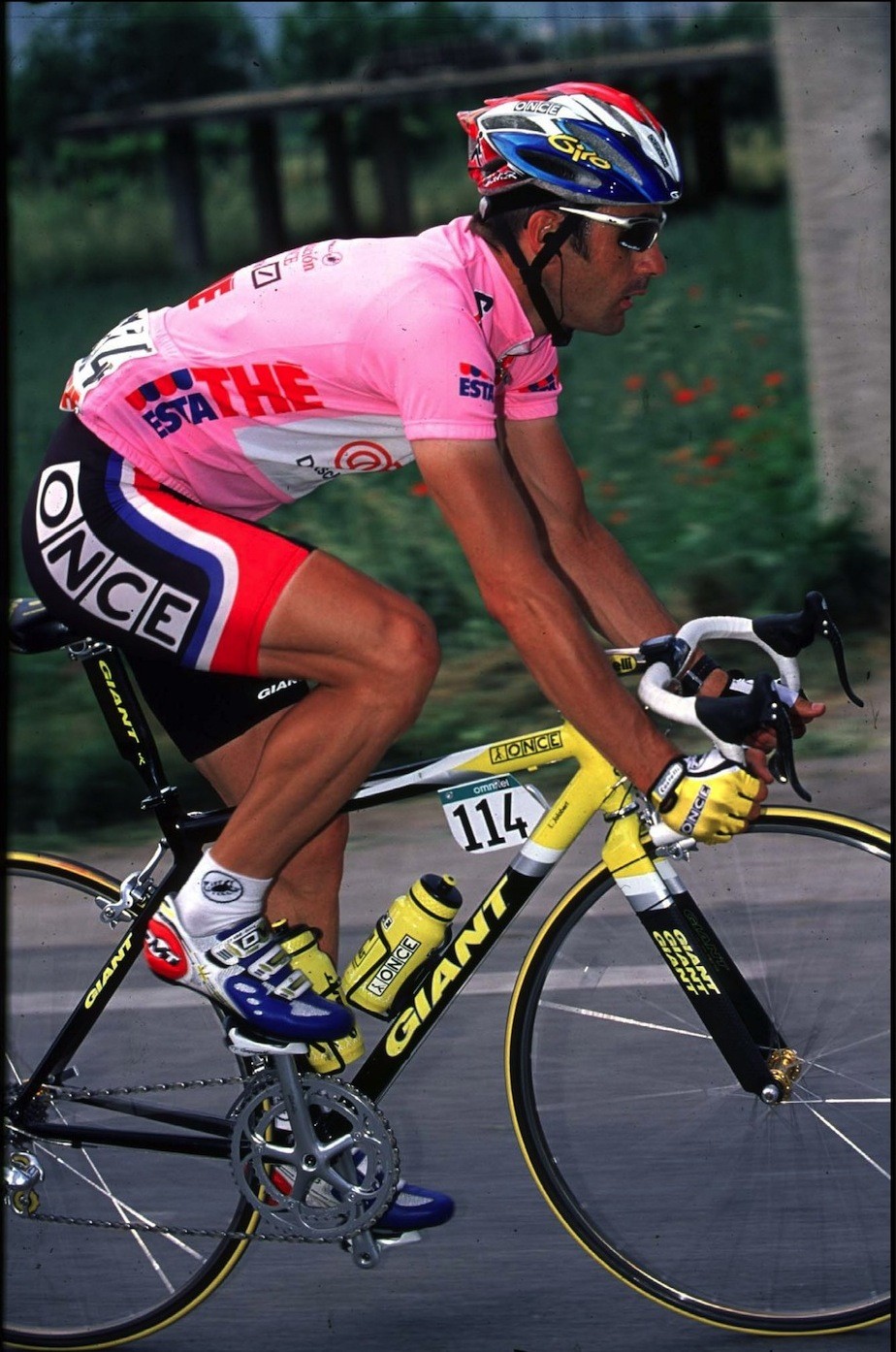 Laurent Jalabert aboard a 1999 Giant TCR. Image: Giant.