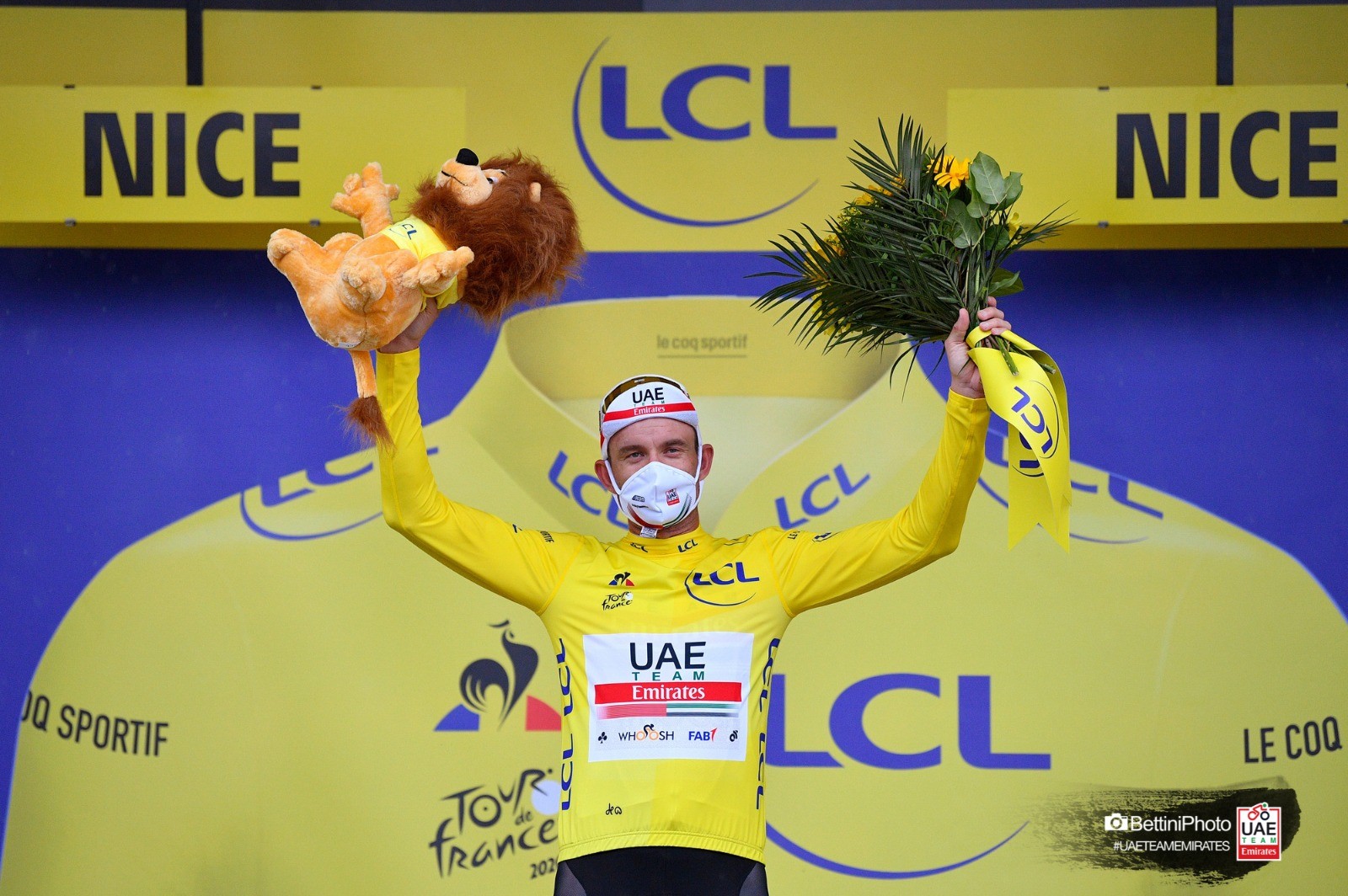 Michael 'Bling' Matthews wins Stage 14 of the 2017 Tour de France. Image: Sirotti.